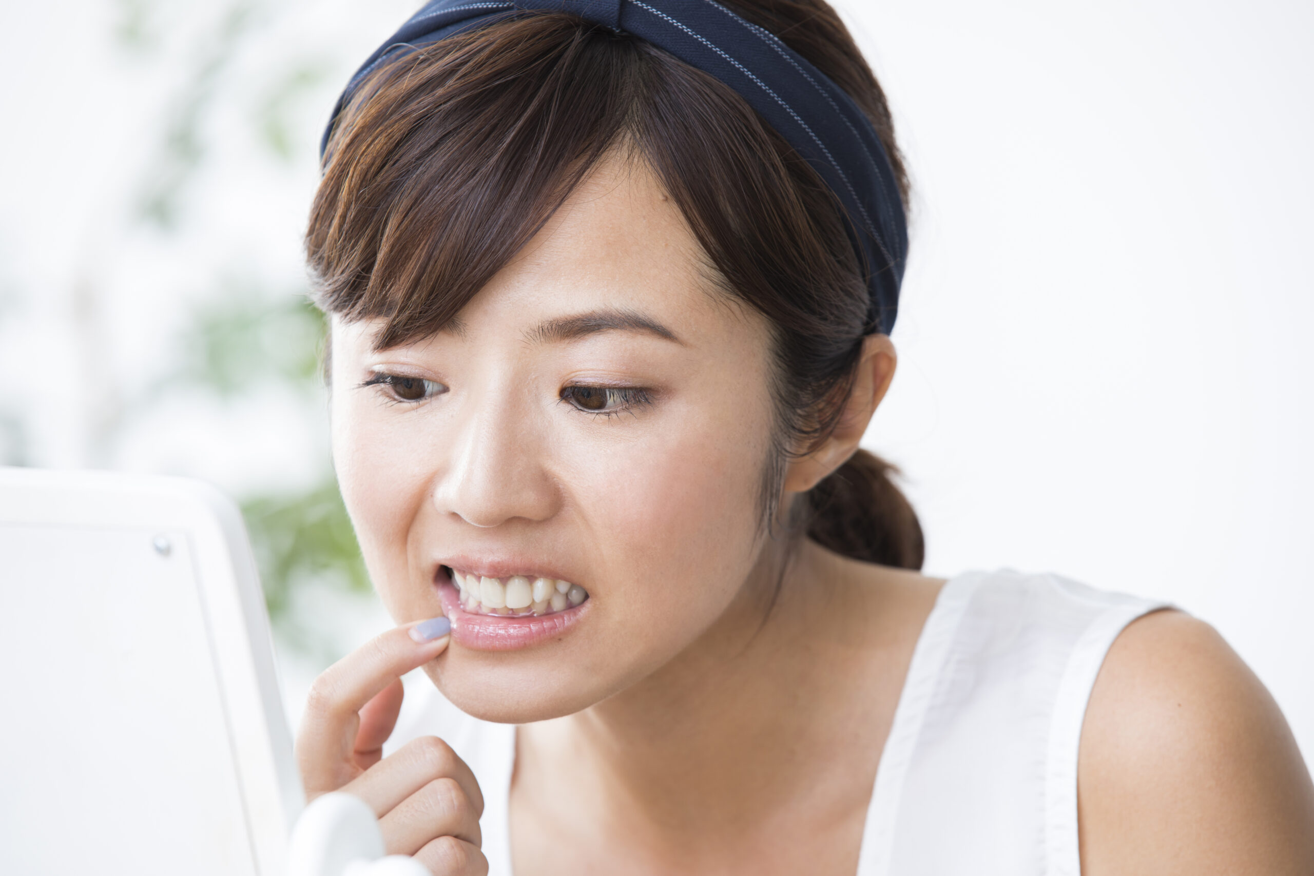 女性悩む